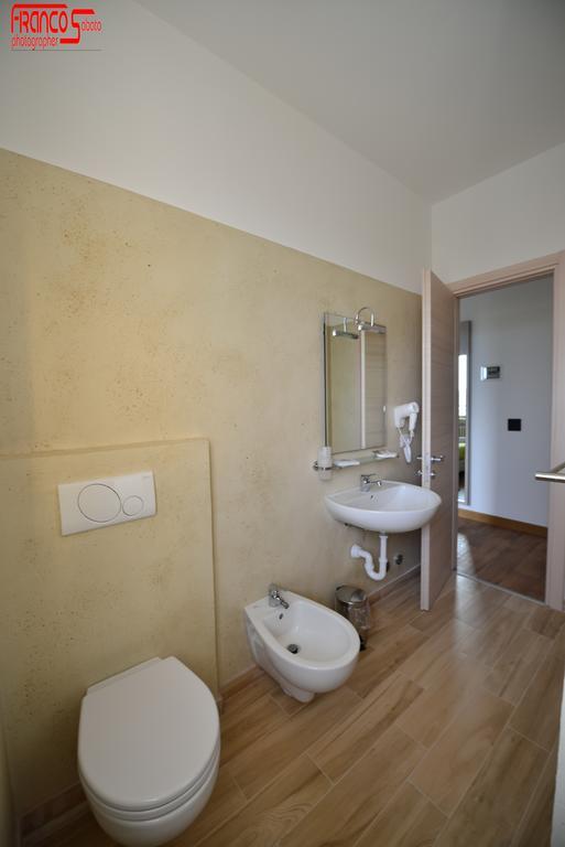 Hotel Bella Peschiera Peschiera del Garda Ruang foto